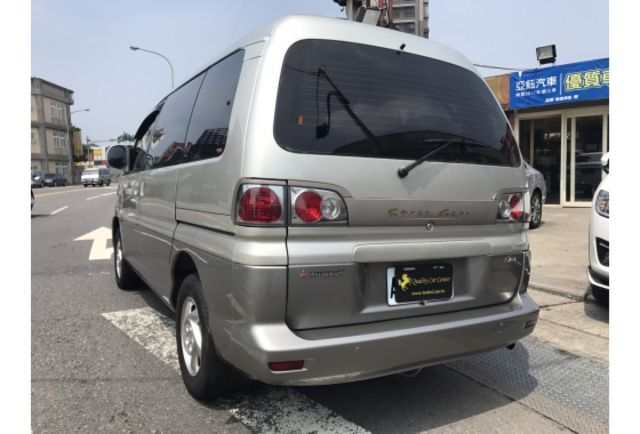 2002 Mitsubishi Space Gear 2.4  第4張相片