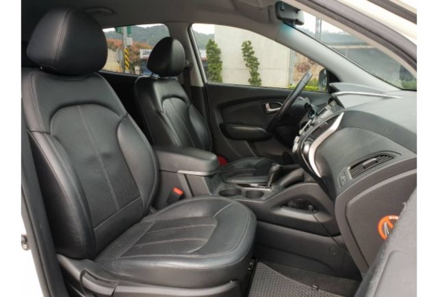 2011年 Hyundai 現代 4WD 尊貴型  第8張相片