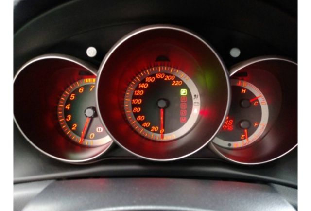 2005 Mazda 3 2.0 Sport  第12張相片