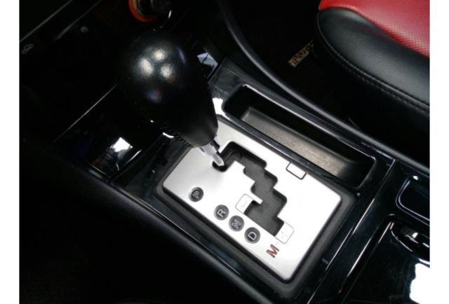 2005 Mazda 3 2.0 Sport  第15張相片