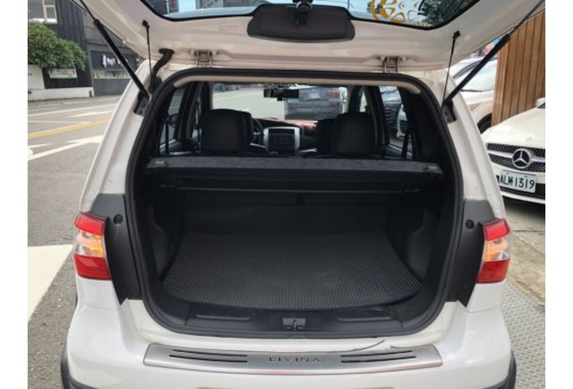 2015 Nissan Livina 1.6旗艦版  第17張相片