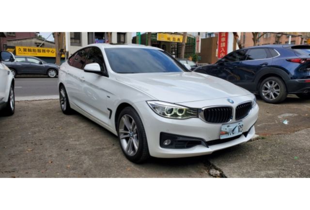 2015 320GT  第1張相片