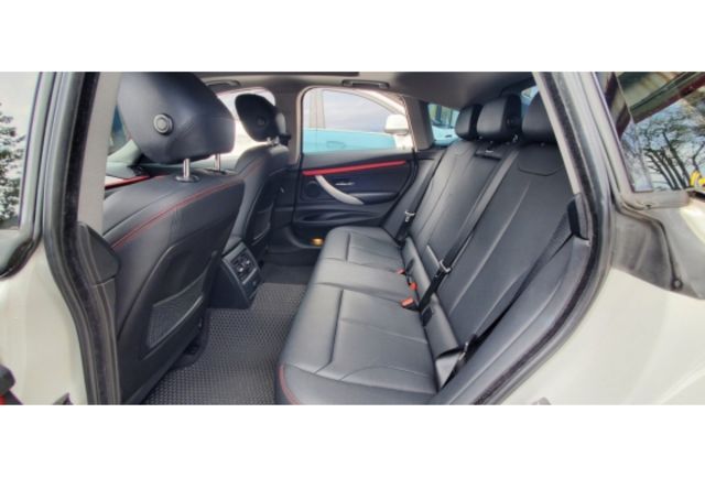 2015 320GT  第11張相片