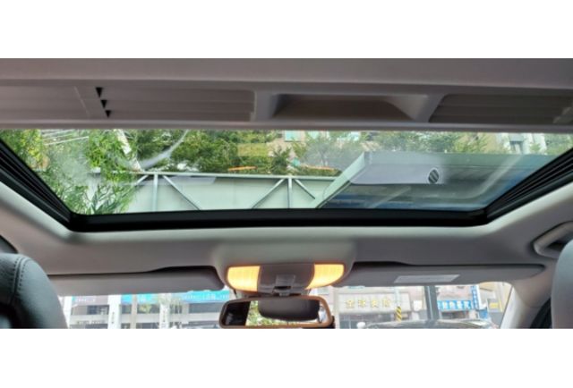 2012 W212 E250 低里程 實跑  第10張相片