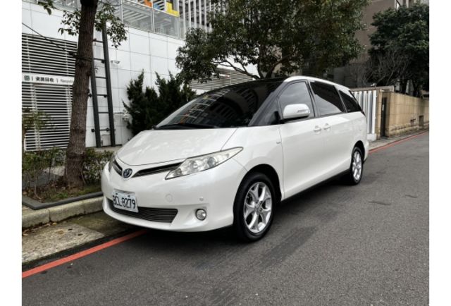 2017 TOYOTA PRIVIA 七人座 大空間  第2張相片