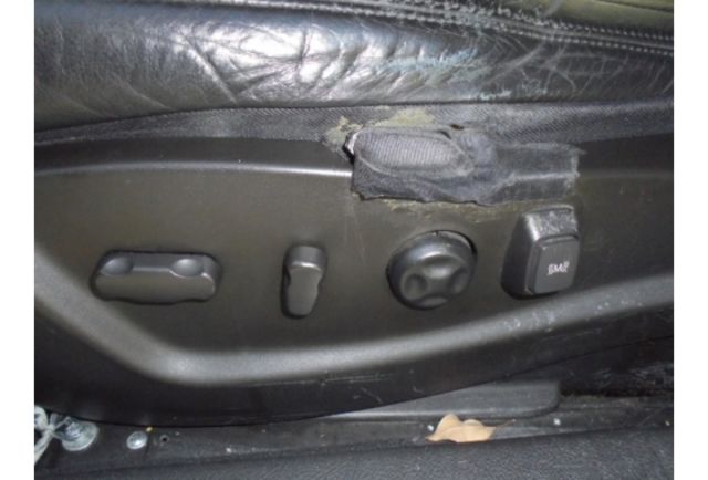 Cadillac DTS  第8張相片