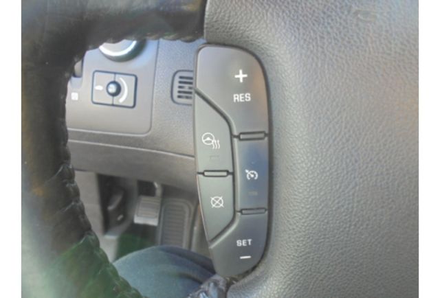 Cadillac DTS  第9張相片