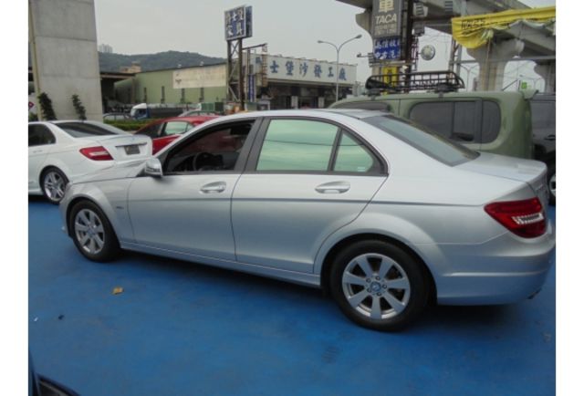 Benz C180  第6張相片