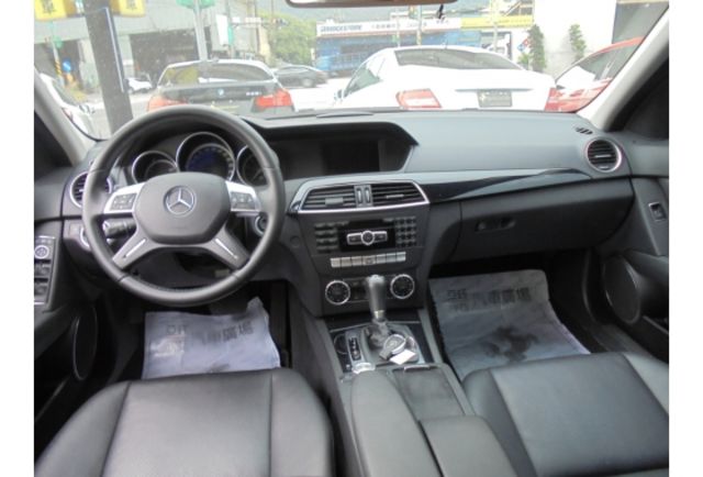 Benz C180  第8張相片