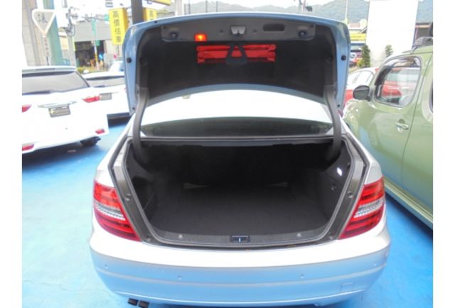 Benz C180  第9張相片