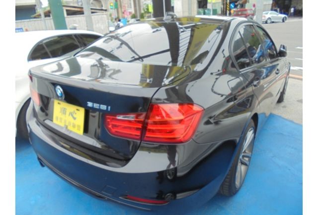 BMW 328I  第5張相片