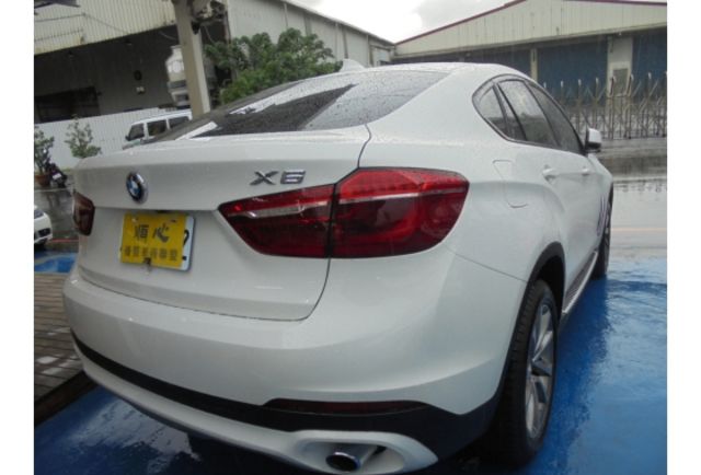 BMW X6  第4張相片