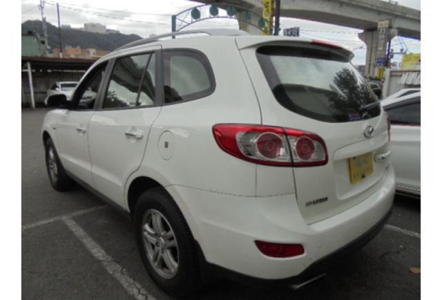Hyundai SANTAFE  第3張相片