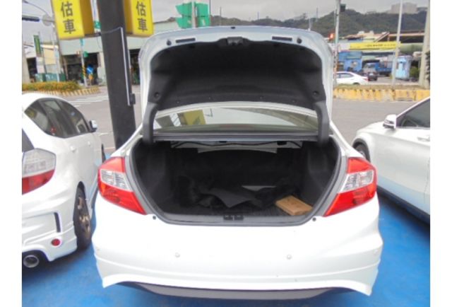 Honda CIVIC  第6張相片