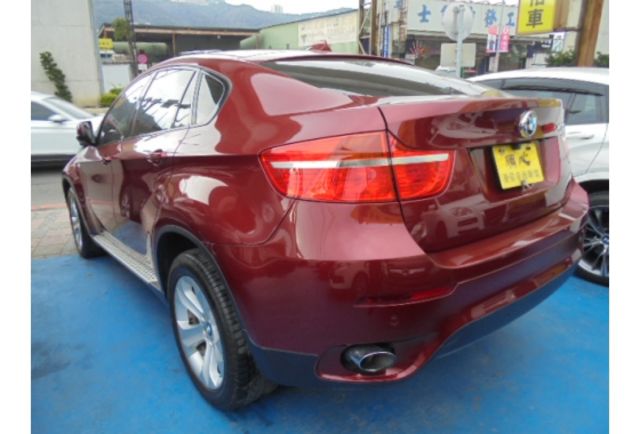 BMW X6  第3張相片