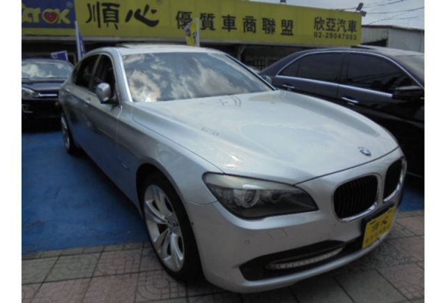 Bmw 寶馬735 中古車的價格 Findcar 找車網