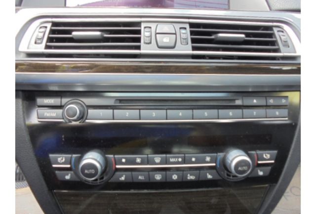 BMW 740LI  第11張相片
