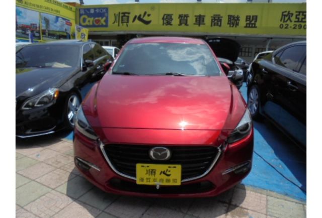 Mazda MAZDA3  第2張相片