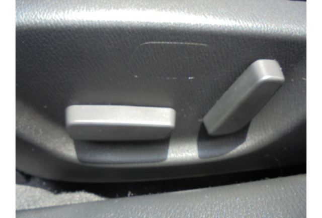 Mazda MAZDA3  第8張相片