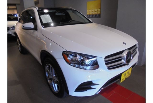 Benz GLC 300  第2張相片