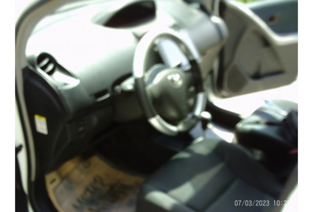Toyota YARIS  第2張相片