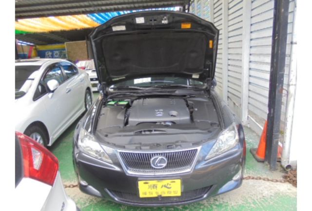 Lexus IS250  第5張相片