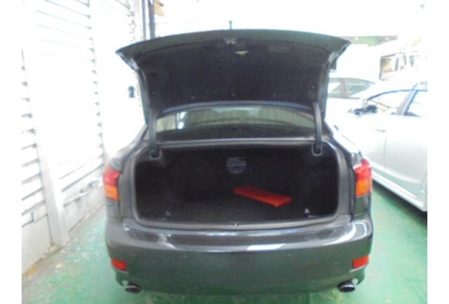 Lexus IS250  第6張相片