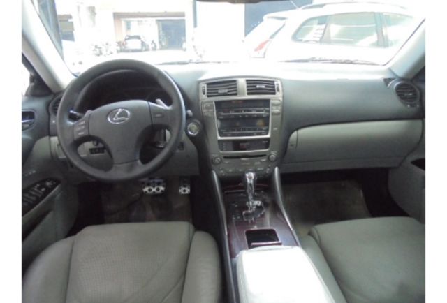 Lexus IS250  第8張相片