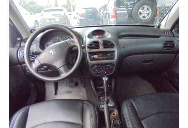 Peugeot 206  第6張相片