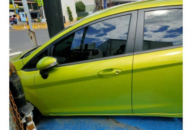 Ford FIESTA  第3張相片