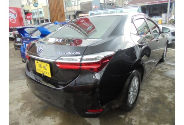 Toyota ALTIS  第4張相片