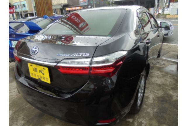 Toyota ALTIS  第9張相片