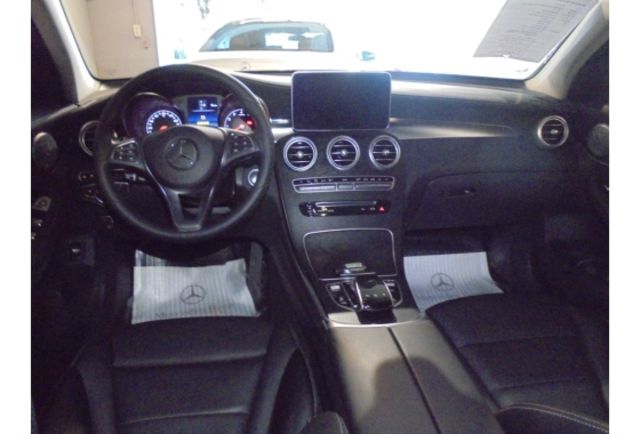 Benz GLC 300  第9張相片