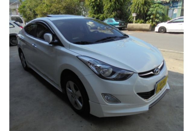 Hyundai ELANTRA  第1張相片