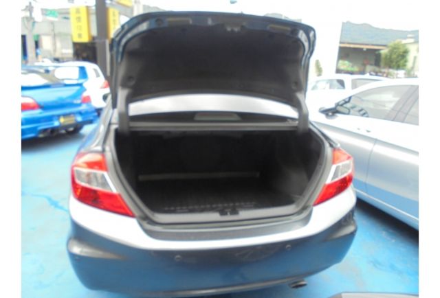 Honda CIVIC  第6張相片