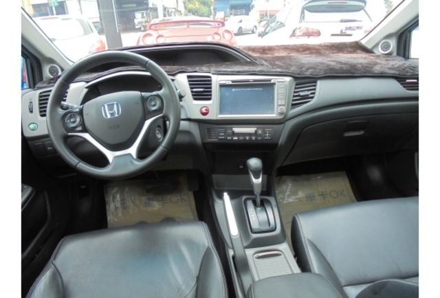 Honda CIVIC  第8張相片