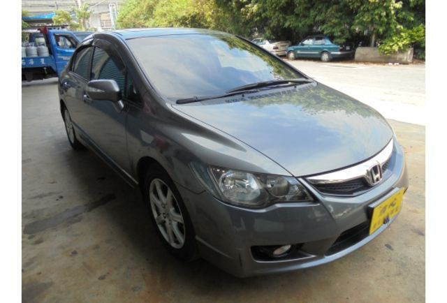 Honda CIVIC  第2張相片