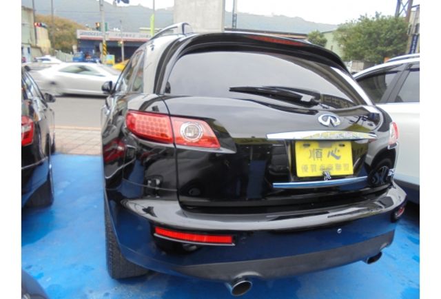 INFINITI FX35  第3張相片