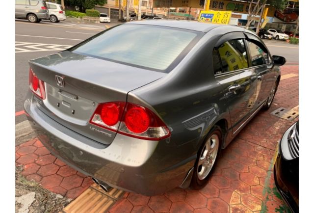 Honda CIVIC  第6張相片