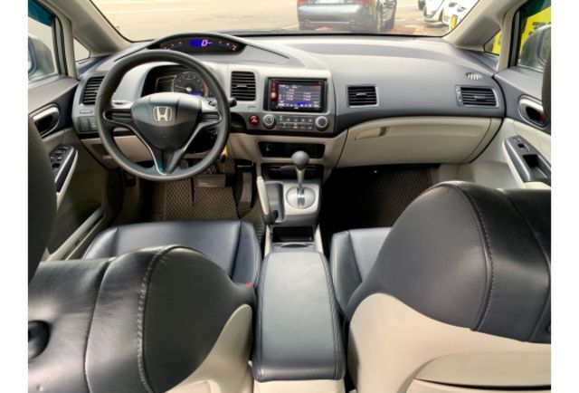Honda CIVIC  第8張相片