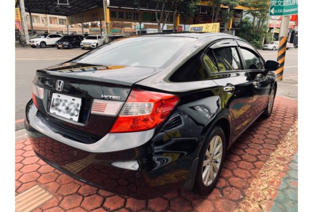 Honda CIVIC  第16張相片
