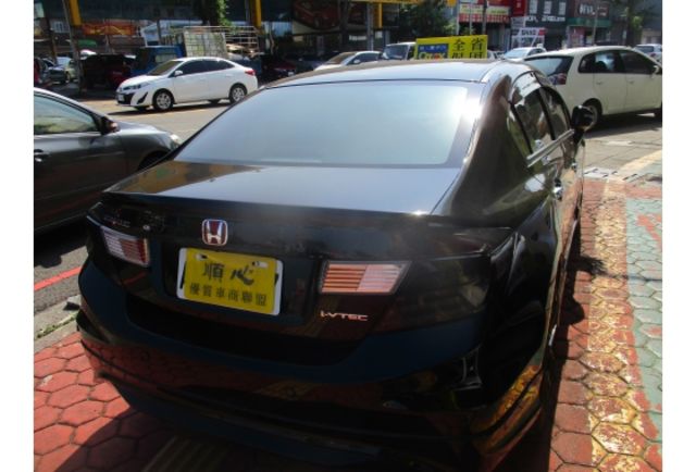 Honda CIVIC  第6張相片