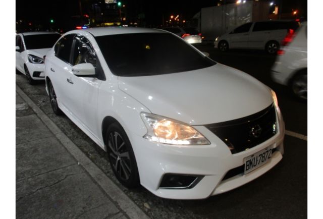 Nissan SENTRA  第5張相片