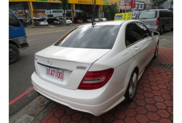 Benz C250  第6張相片