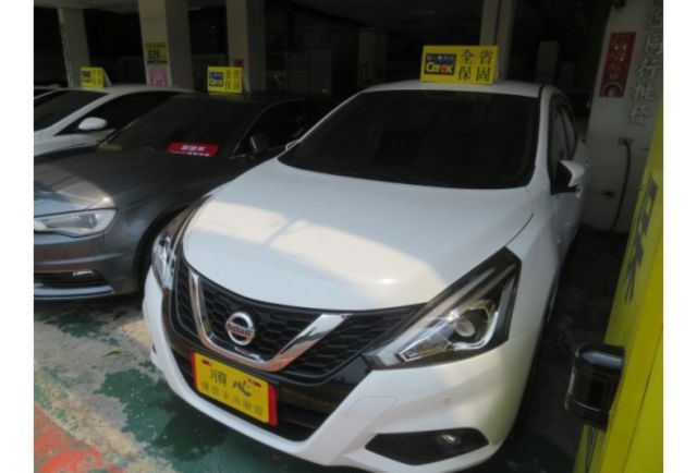 Nissan TIIDA  第1張相片