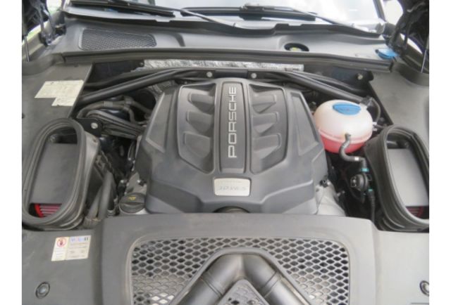 Porsche MACAN  第7張相片