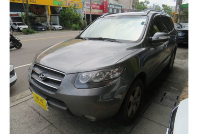 Hyundai SANTAFE  第5張相片