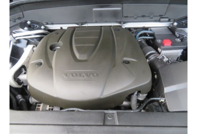 Volvo XC90  第3張相片