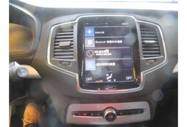 Volvo XC90  第7張相片