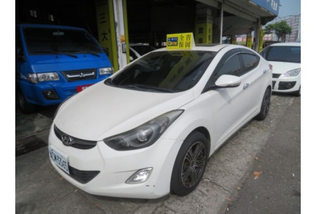 Hyundai ELANTRA  第1張相片